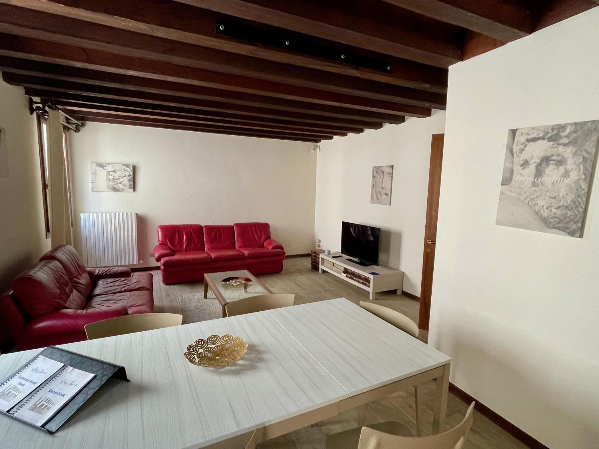 Palazzo Bianchetti Apartment Treviso Bilik gambar